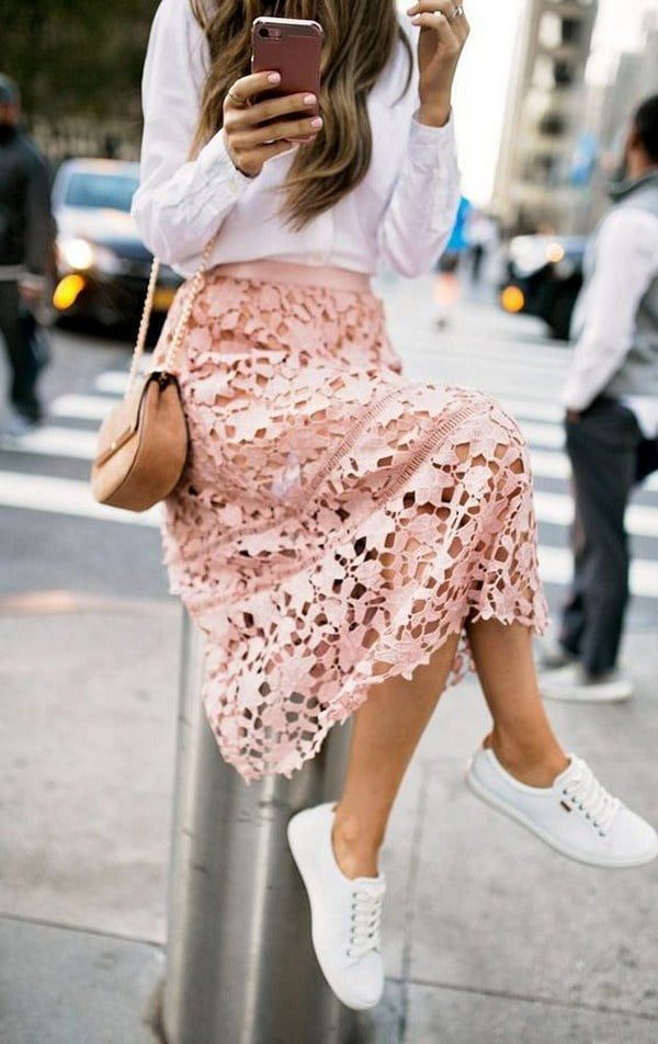 Жіночність без підборів