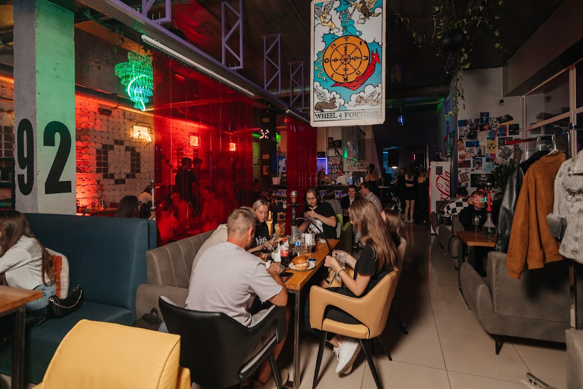 lounge bar MONIKA.2049 — Restaurant